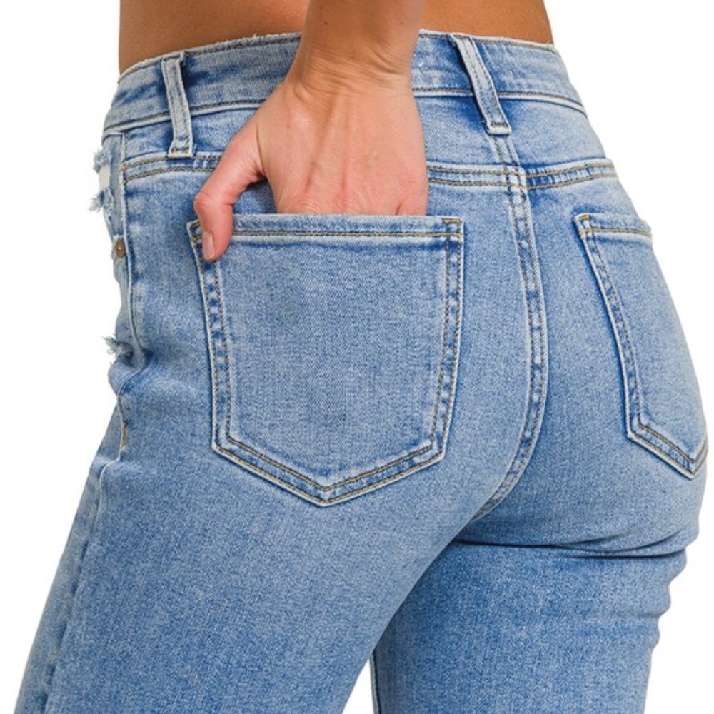 Cropped Flare Leg Jeans - Picture 8 of 9